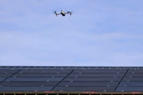 Clap de fin pour la formation Thermographie par drone niveau 1 : inspection photovoltaïque en conditions réelles
